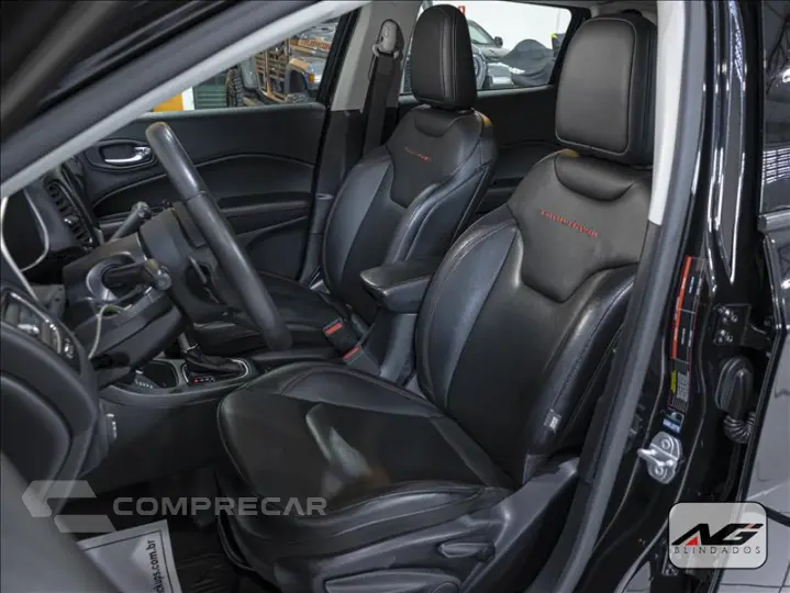 COMPASS 2.0 16V Trailhawk 4X4