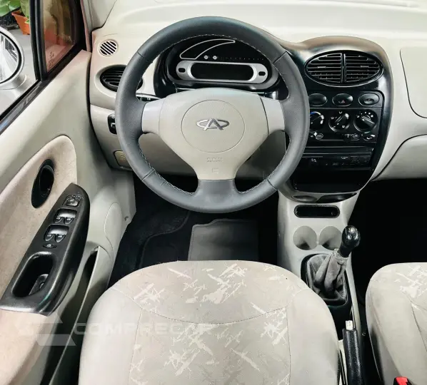 QQ 1.1 MPFI 16V