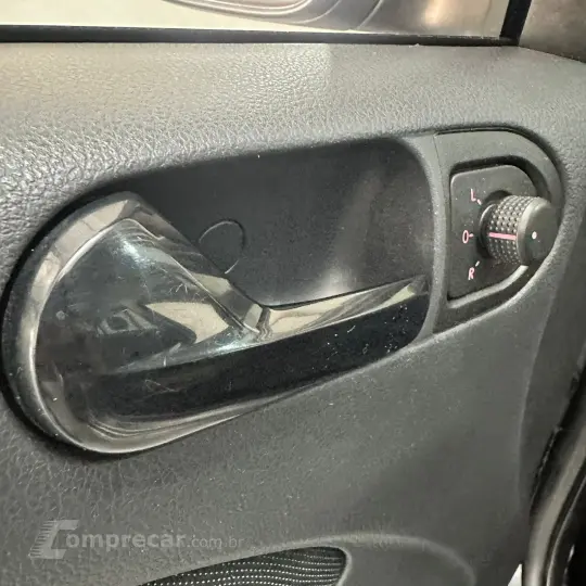 VOYAGE 1.6 MSI Flex 8V 4p