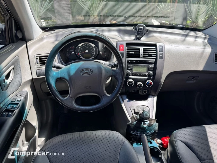 TUCSON 2.0 GL 2WD 16V