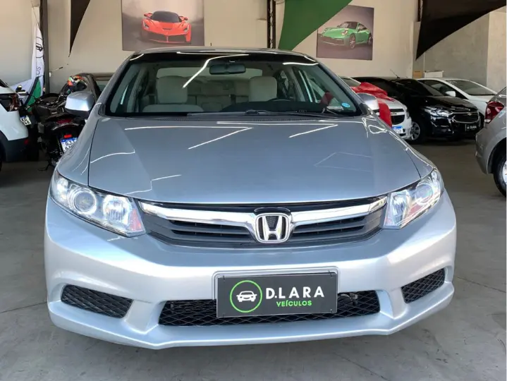 CIVIC 1.8 LXL 16V