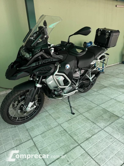 R 1250 GS Triple Black
