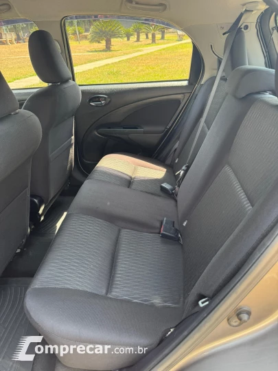Etios 1.5 XS Hatch