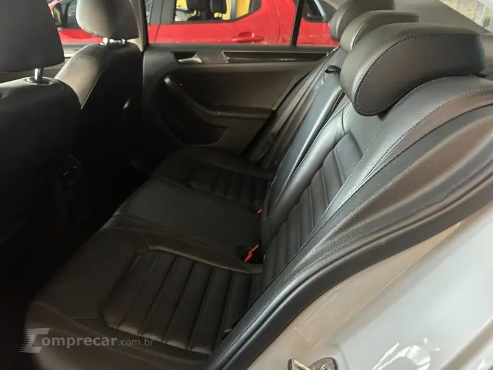 JETTA Highline 2.0 TSI 16V 4p Tiptronic