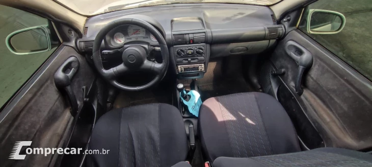 CORSA 1.0 MPFI Milenium Sedan 8V
