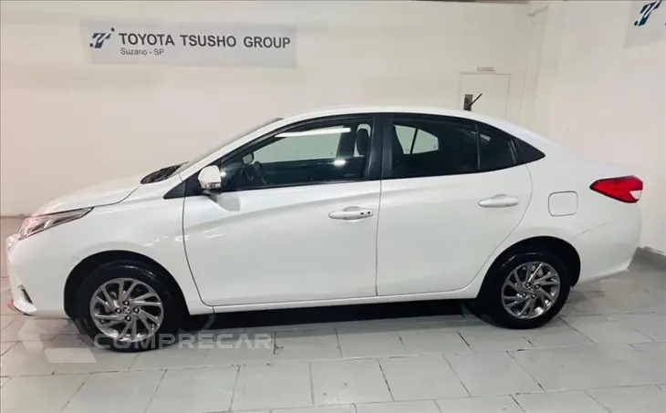 YARIS 1.5 16V Sedan XS Connect