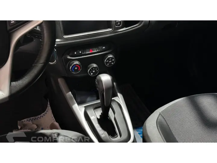 ONIX 1.4 MPFI ACTIV 8V FLEX 4P AUTOMÁTICO