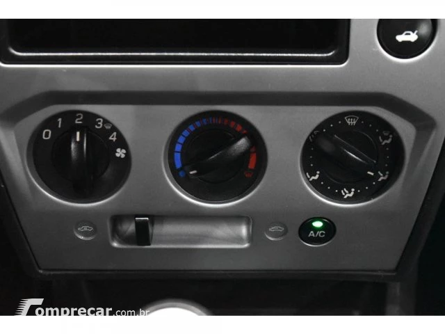 FIESTA HATCH - 1.0 ROCAM HATCH 8V 4P MANUAL