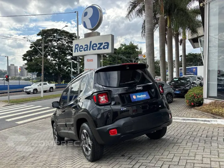 Renegade 1.8 4x2 Flex 16V Aut.