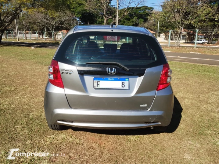 FIT 1.4 LX 16V