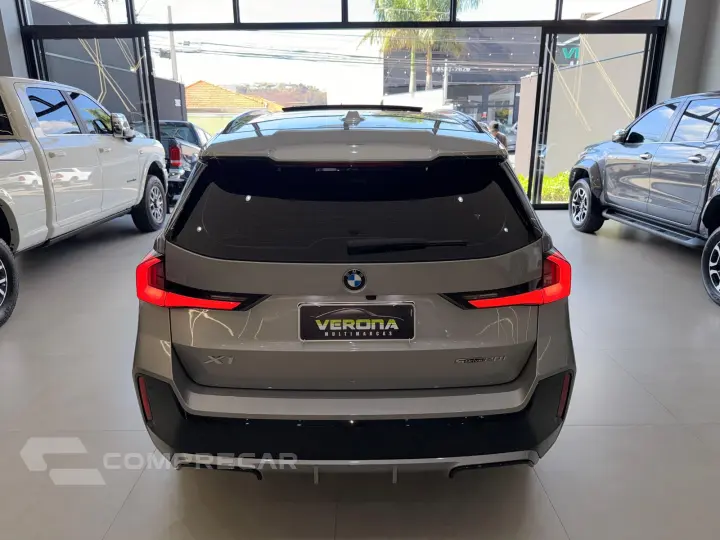 X1 2.0 16V Turbo Activeflex Sdrive20i M Sport