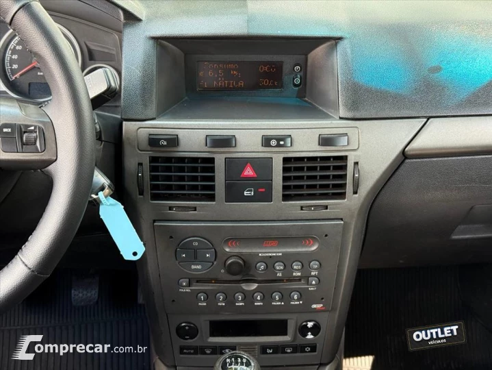 VECTRA 2.0 SFI GT-X HATCH 8V FLEX 4P MANUAL