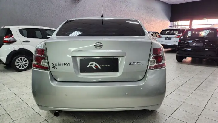 Sentra SL 2.0/ 2.0 Flex Fuel 16V Aut.