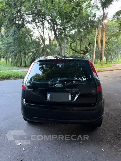 FIESTA 1.6 MPI Class Hatch 8V