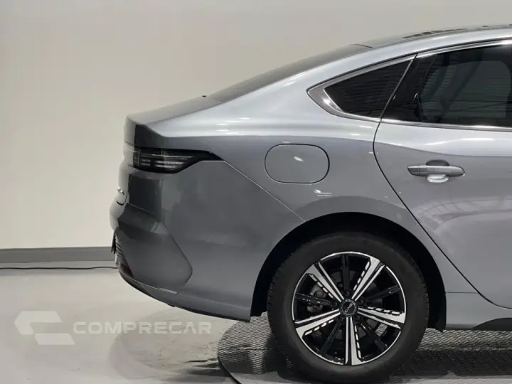 KING 1.5 DM-I PHEV GS AUTOMÁTICO