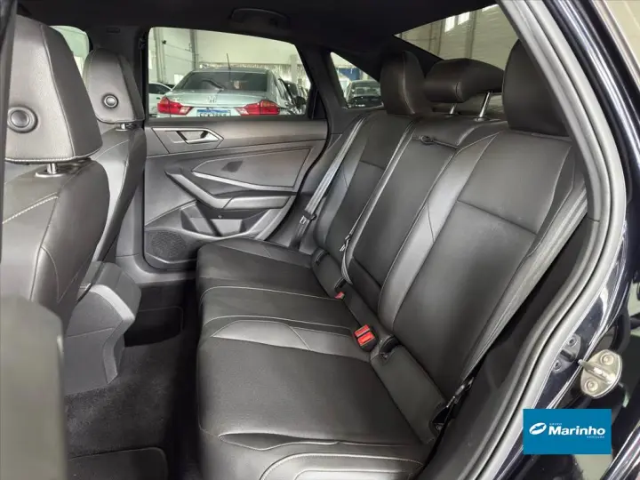 JETTA 1.4 250 TSI TOTAL FLEX R-LINE TIPTRONIC