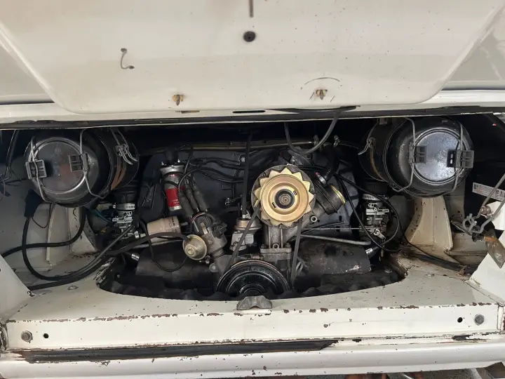 KOMBI 1.6 Furgão 8V