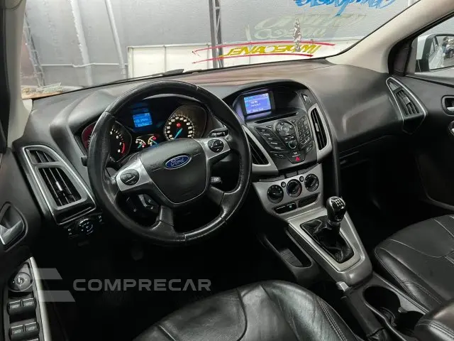 FOCUS SEDAN - 1.6 SE 16V 4P MANUAL