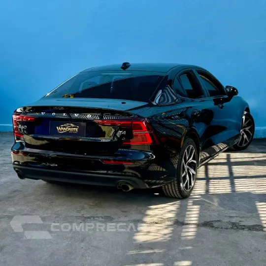 S60 T-4 MOMENTUM 2.0 190cv 4p