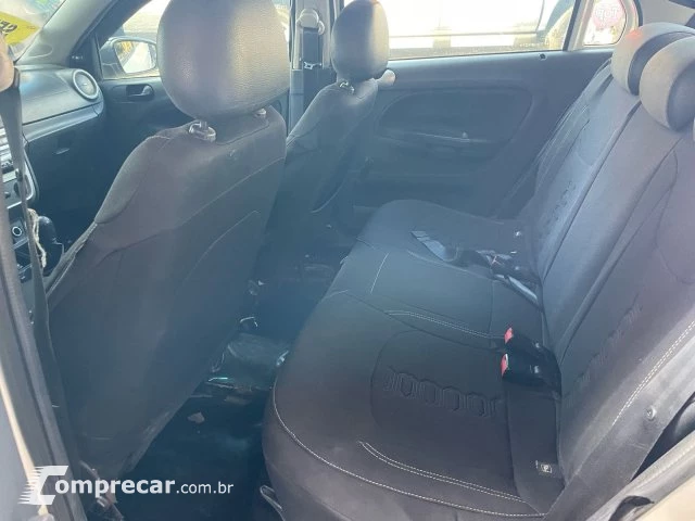 VOYAGE - 1.6 MI TRENDLINE 8V 4P MANUAL