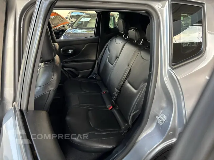 Renegade Longitude 1.8 4x2 Flex 16V Aut.