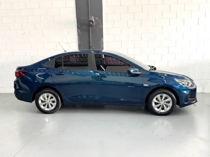 ONIX SEDAN Plus LT 1.0 12V TB Flex Aut.