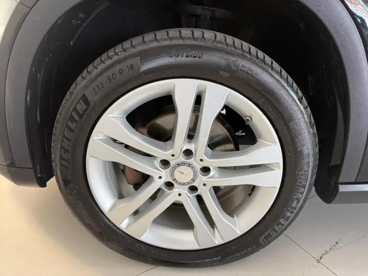 GLA200FF