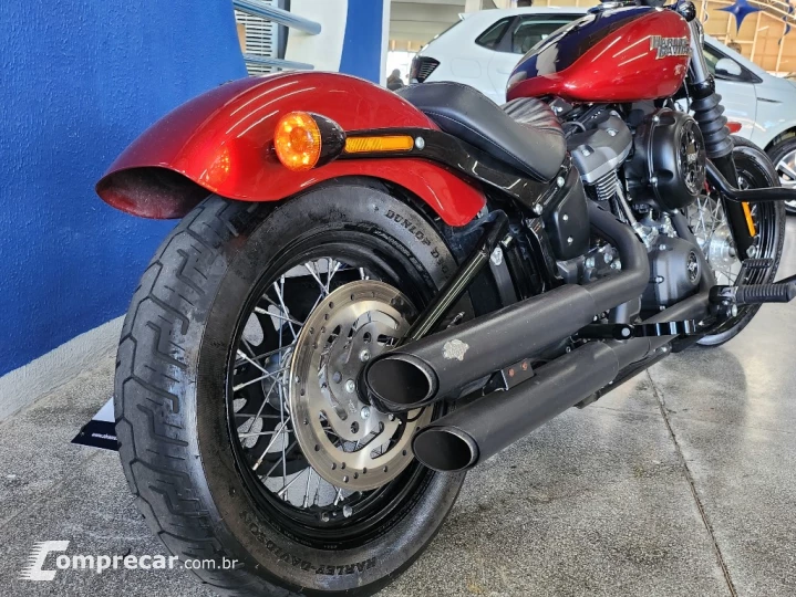 SOFTAIL STREET BOB