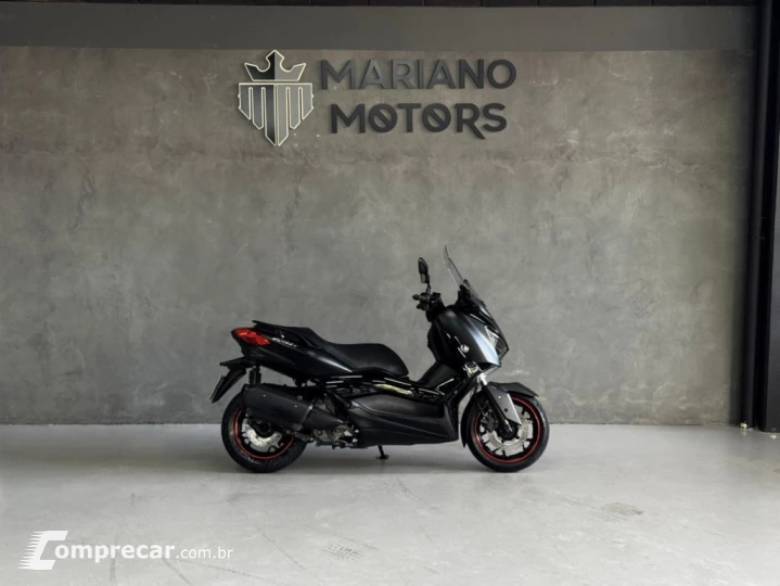 XMAX 250 ABS