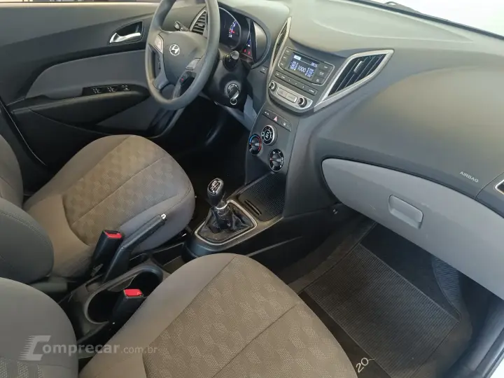 HB20S 1.6 COMFORT PLUS 16V 4P MANUAL