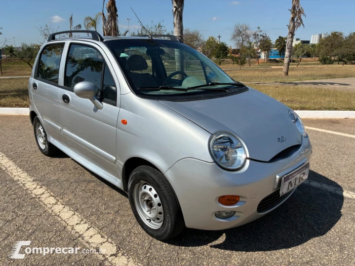 QQ 1.1 MPFI 16V