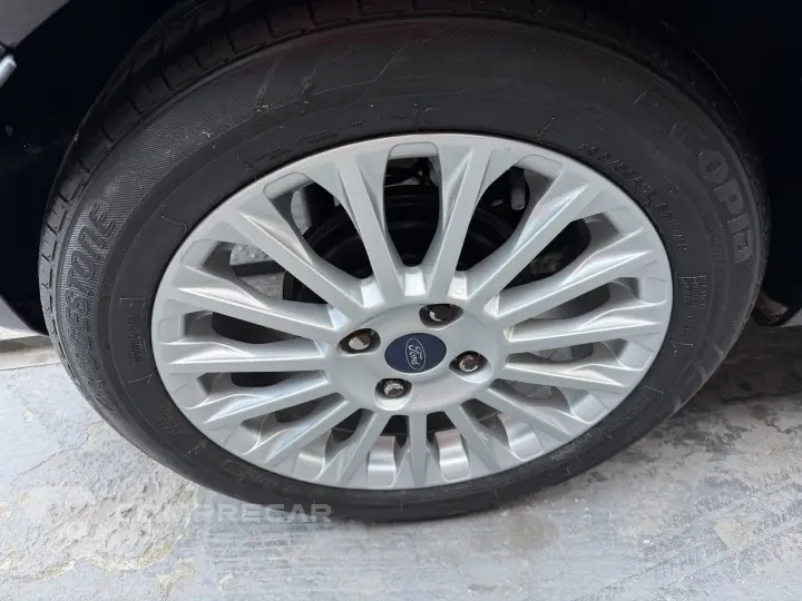 FIESTA 1.6 TITANIUM HATCH 16V FLEX 4P POWERSHIFT