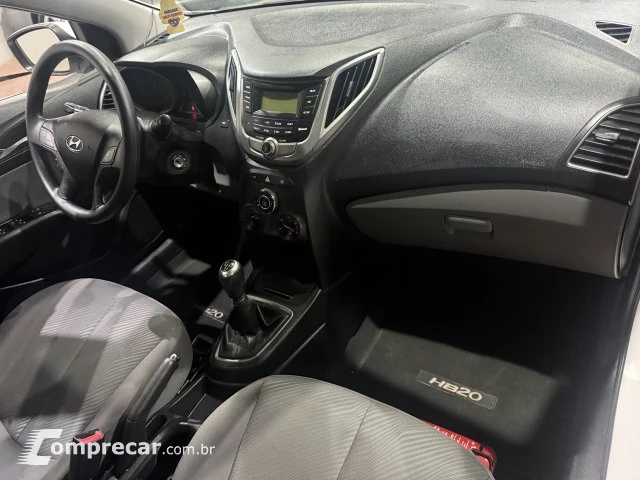 HB20S - 1.6 COMFORT PLUS 16V 4P MANUAL