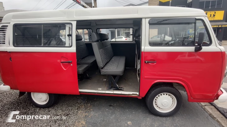 KOMBI 1.4 MI STD Escolar 8V