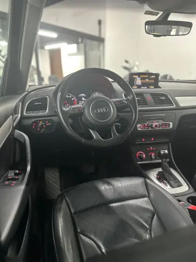 Q3 1.4 TFSI Ambition S Tronic