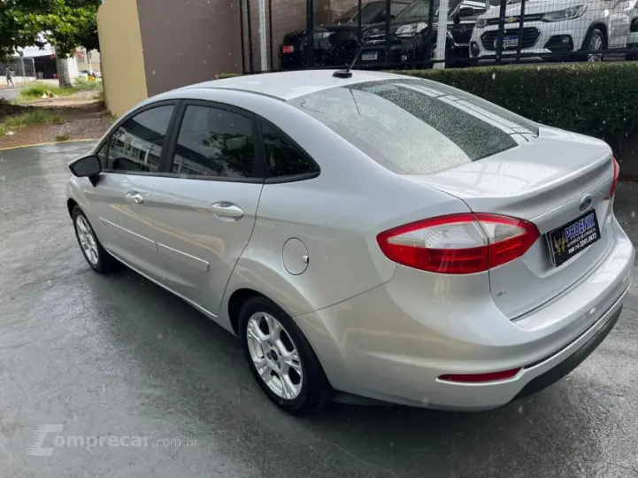 FIESTA 1.6 SE Plus Sedan 16V