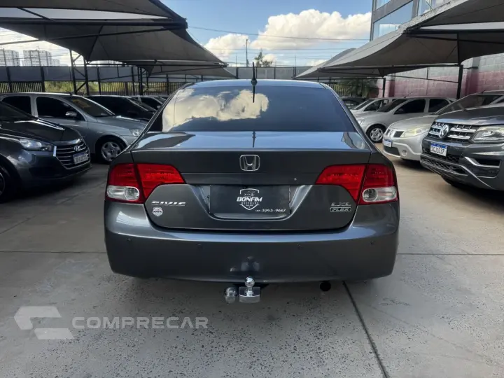 Civic 1.8 16V 4P FLEX LXL AUTOMÁTICO