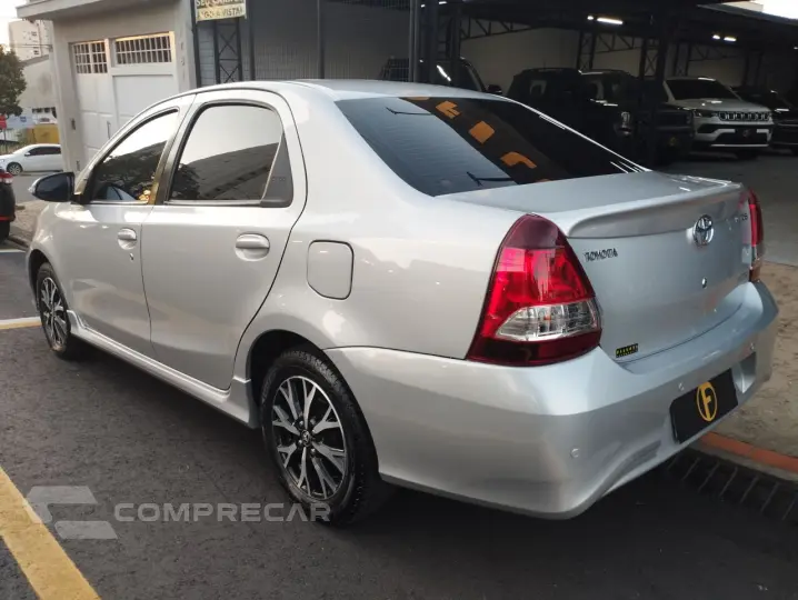 Etios Sedan 1.5 16V 4P FLEX PLATINUM AUTOMÁTICO