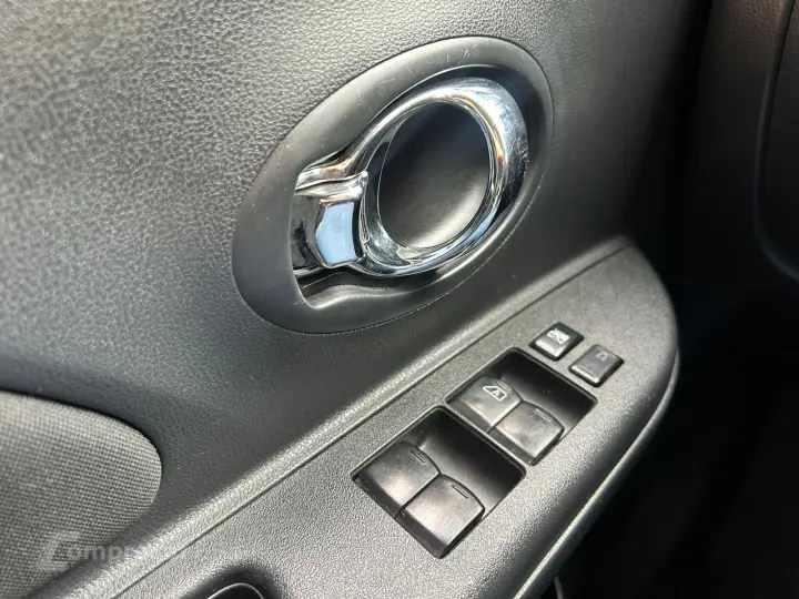 MARCH SV 1.6 16V Flex Fuel