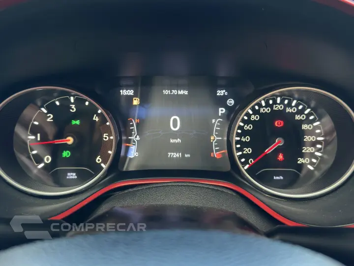 COMPASS 2.0 16V DIESEL TRAILHAWK 4X4 AUTOMÁTICO