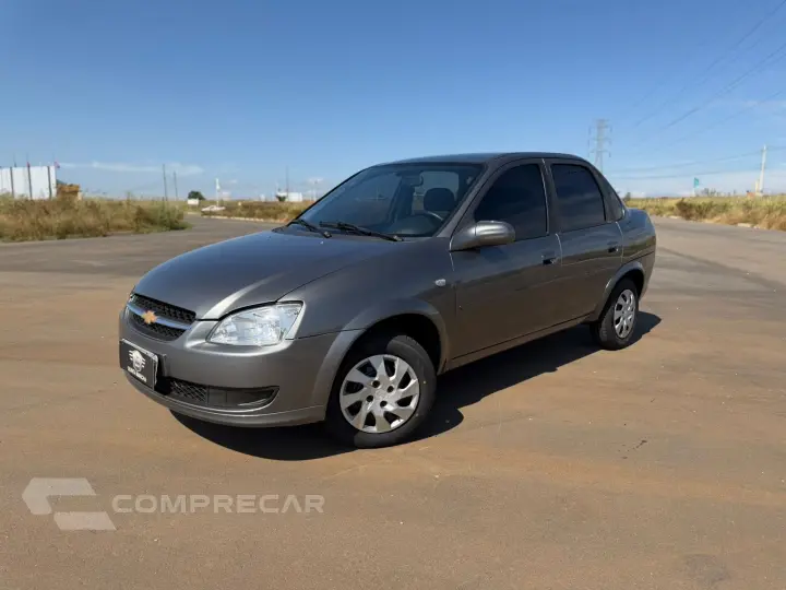 CLASSIC 1.0 MPFI LS 8V FLEX 4P MANUAL