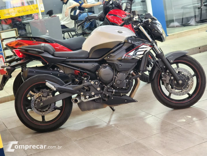 XJ6 N ABS