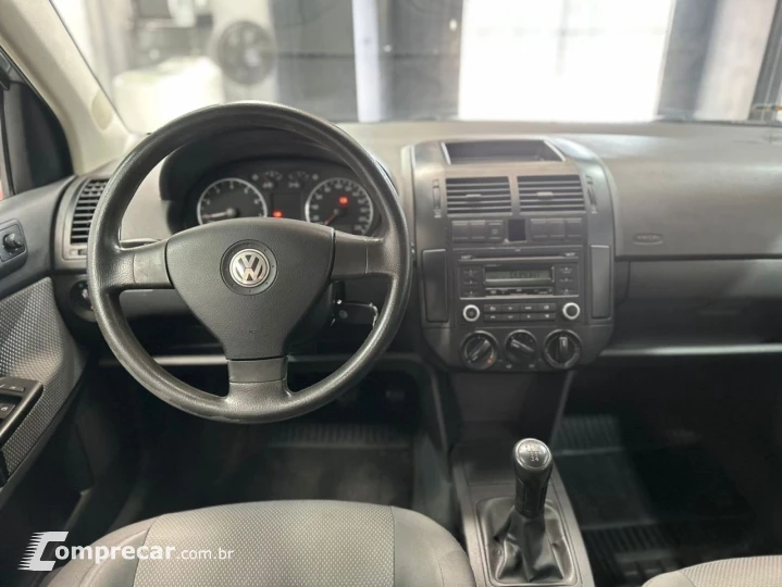 Polo Hatch 1.6 4P FLEX