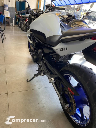 XJ6 N