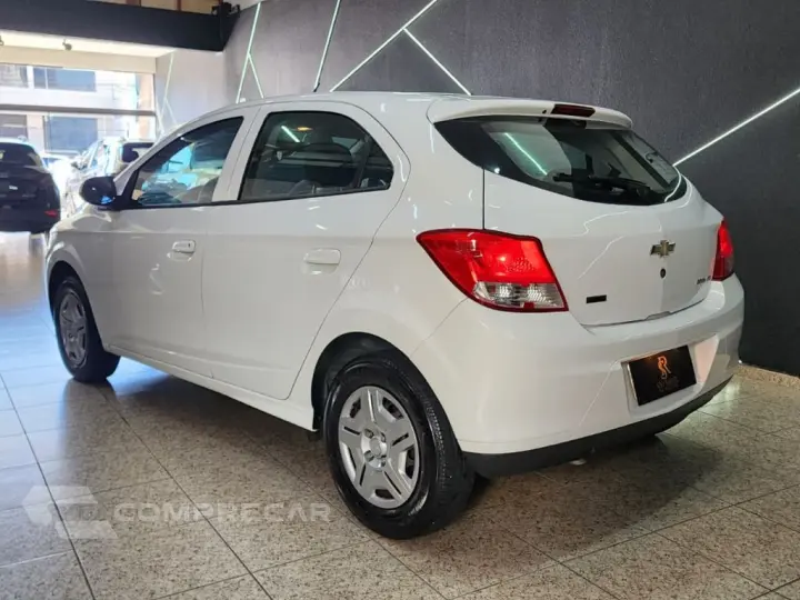 ONIX HATCH LT 1.0 8V FlexPower 5p Mec.