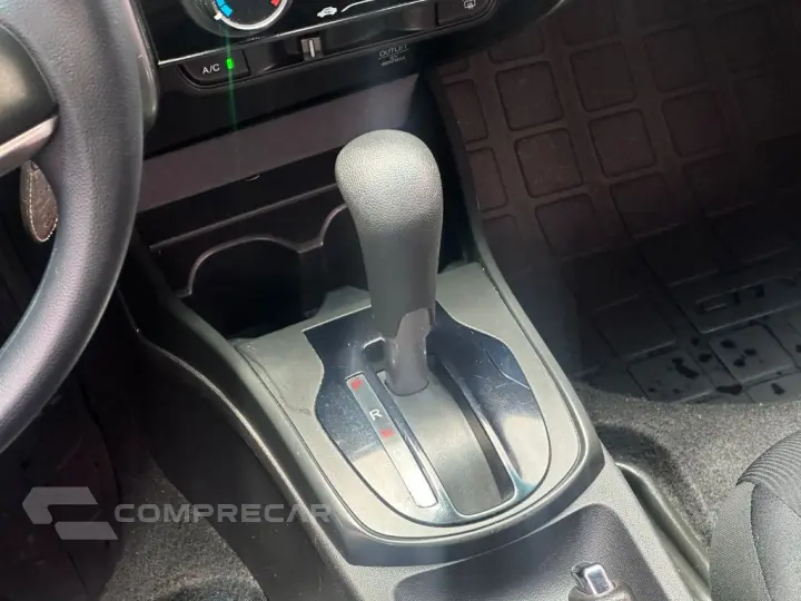 CITY Sedan LX 1.5 Flex 16V 4p Aut.