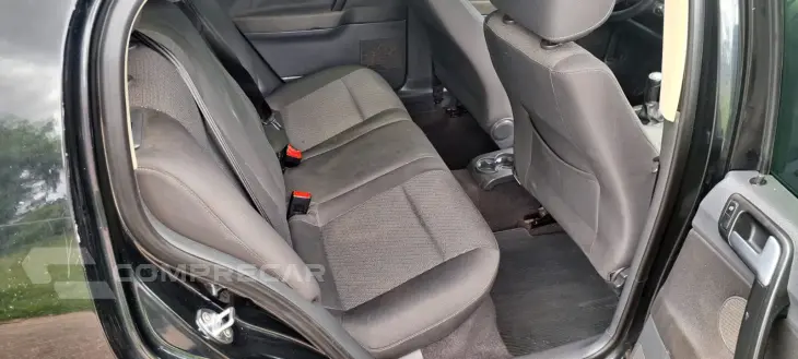 POLO SEDAN 1.6 MI Comfortline 8V