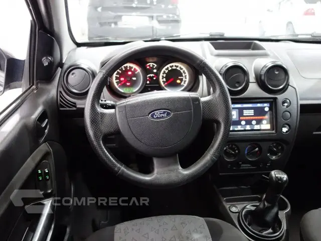 FIESTA SEDAN - 1.0 ROCAM SEDAN 8V 4P MANUAL