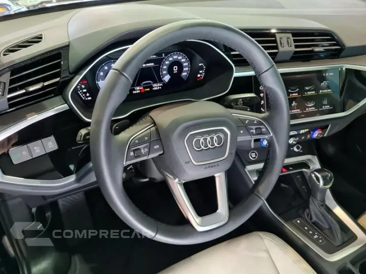 Q3 PERFORMANCE 2.0 TFSI QUATTRO