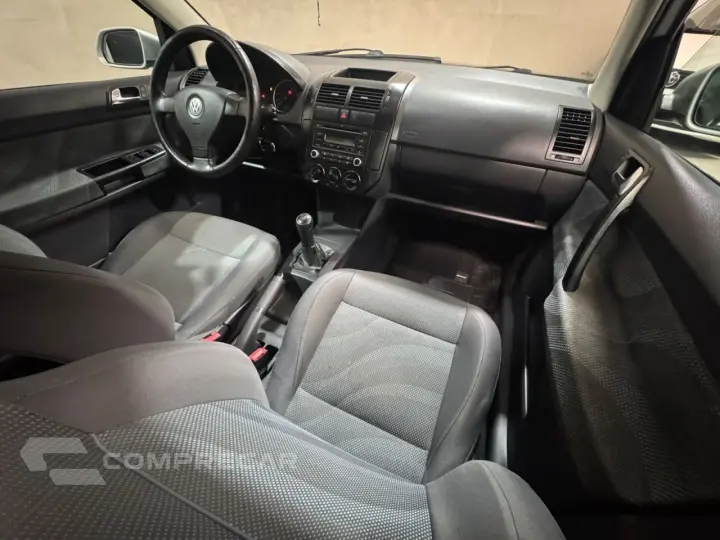 Polo Hatch 1.6 4P FLEX